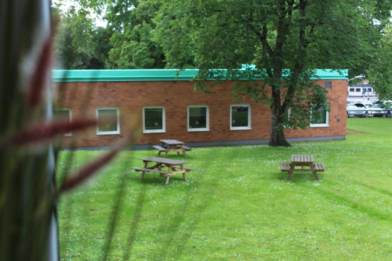 Falkoepings Vandrarhem/Hostel المظهر الخارجي الصورة